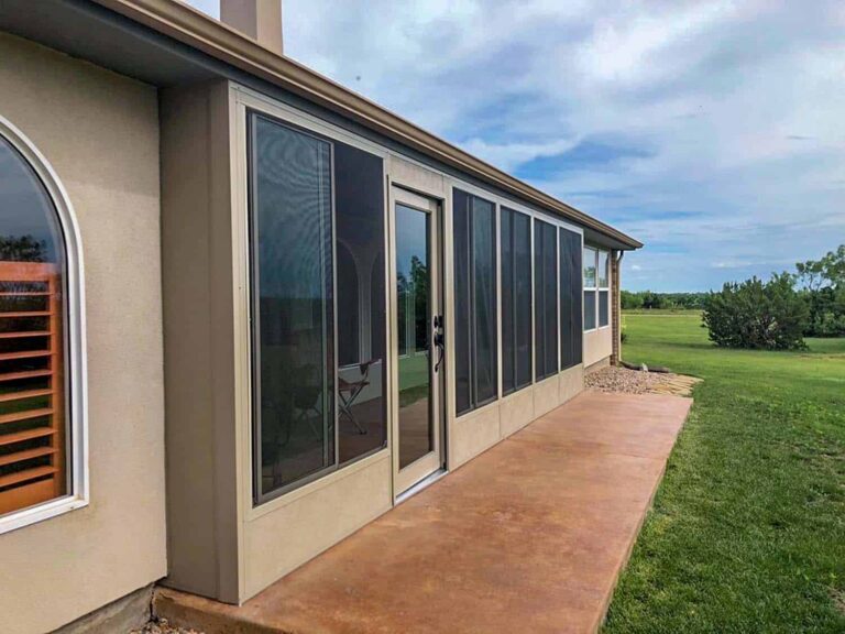 Ultimate Screen Room