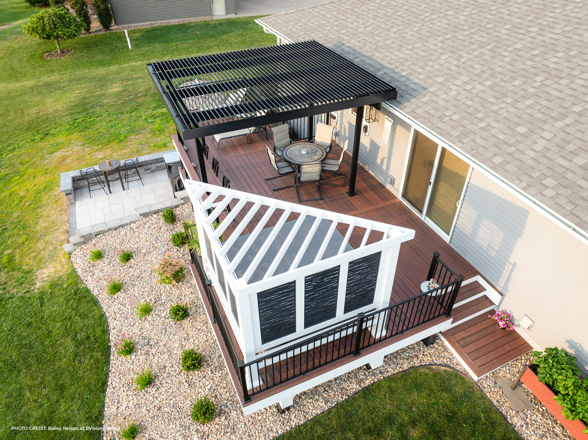 What are the benefits of adding a pergola to my backyard?