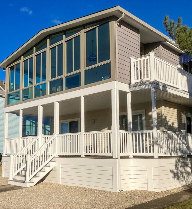 Upper Deck Sunroom